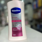 Vaseline Uv extra brightening lotion
